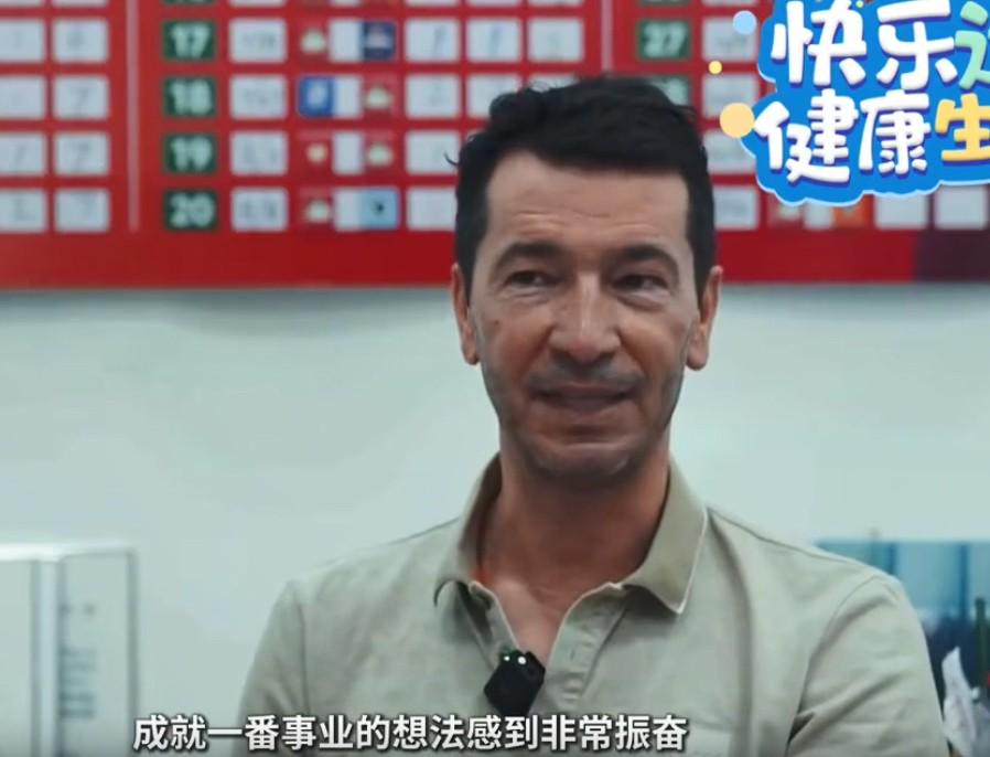 因为我在武, 汉和大连工, 这让我对在