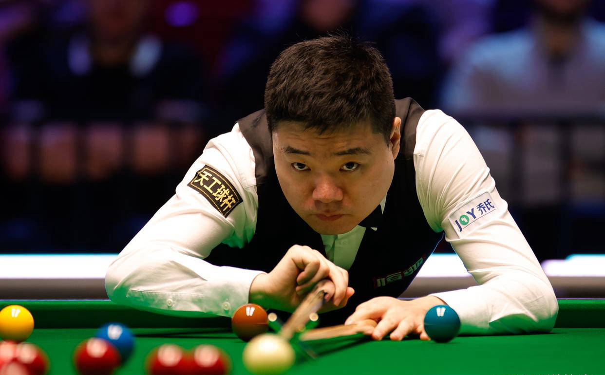 凭借本场胜, 丁俊晖攻入, 现出色发挥 凭借本场胜, 丁俊晖攻入, 现出色发挥